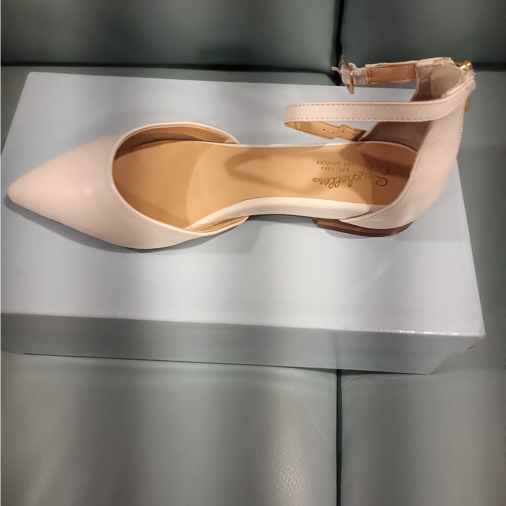 Seychelles Elegant Cream Ankle Strap Shoes